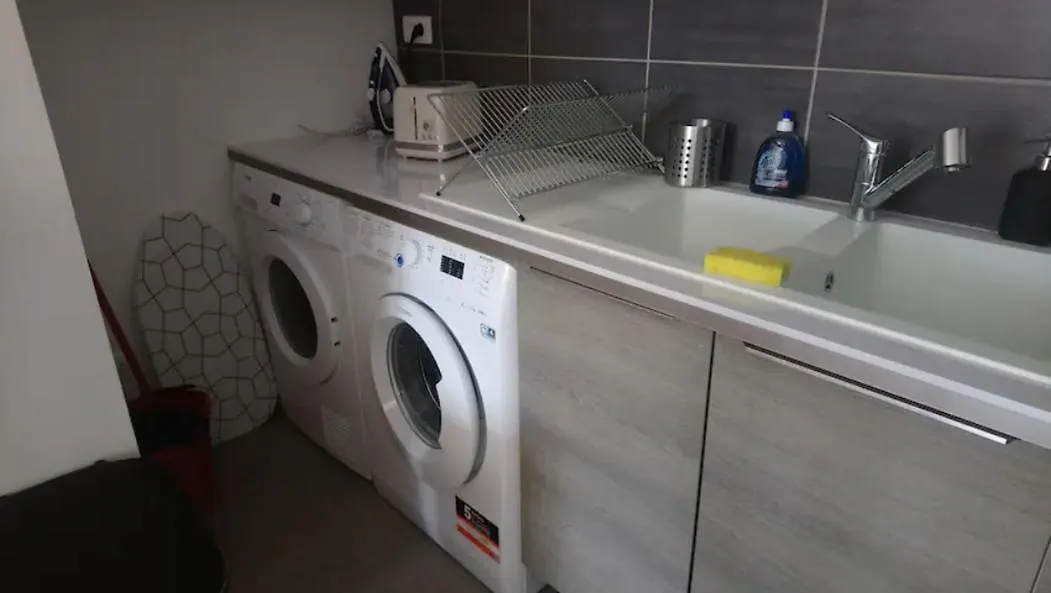 Appartement proche du Groupama Stadium et ZI Meyzieu Jonage