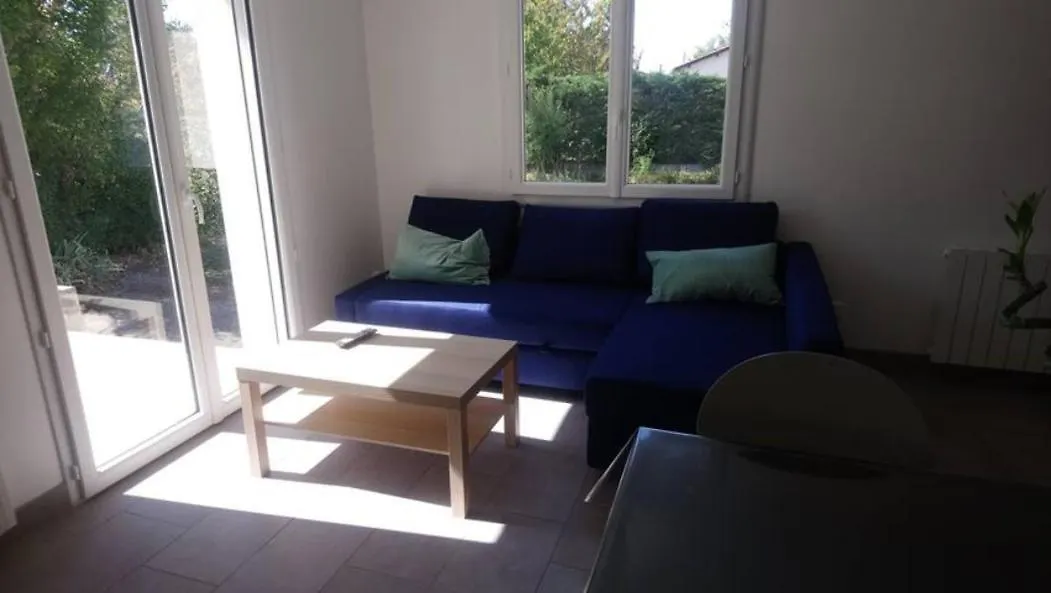 Appartement proche du Groupama Stadium et ZI Meyzieu Jonage 0*,  France
